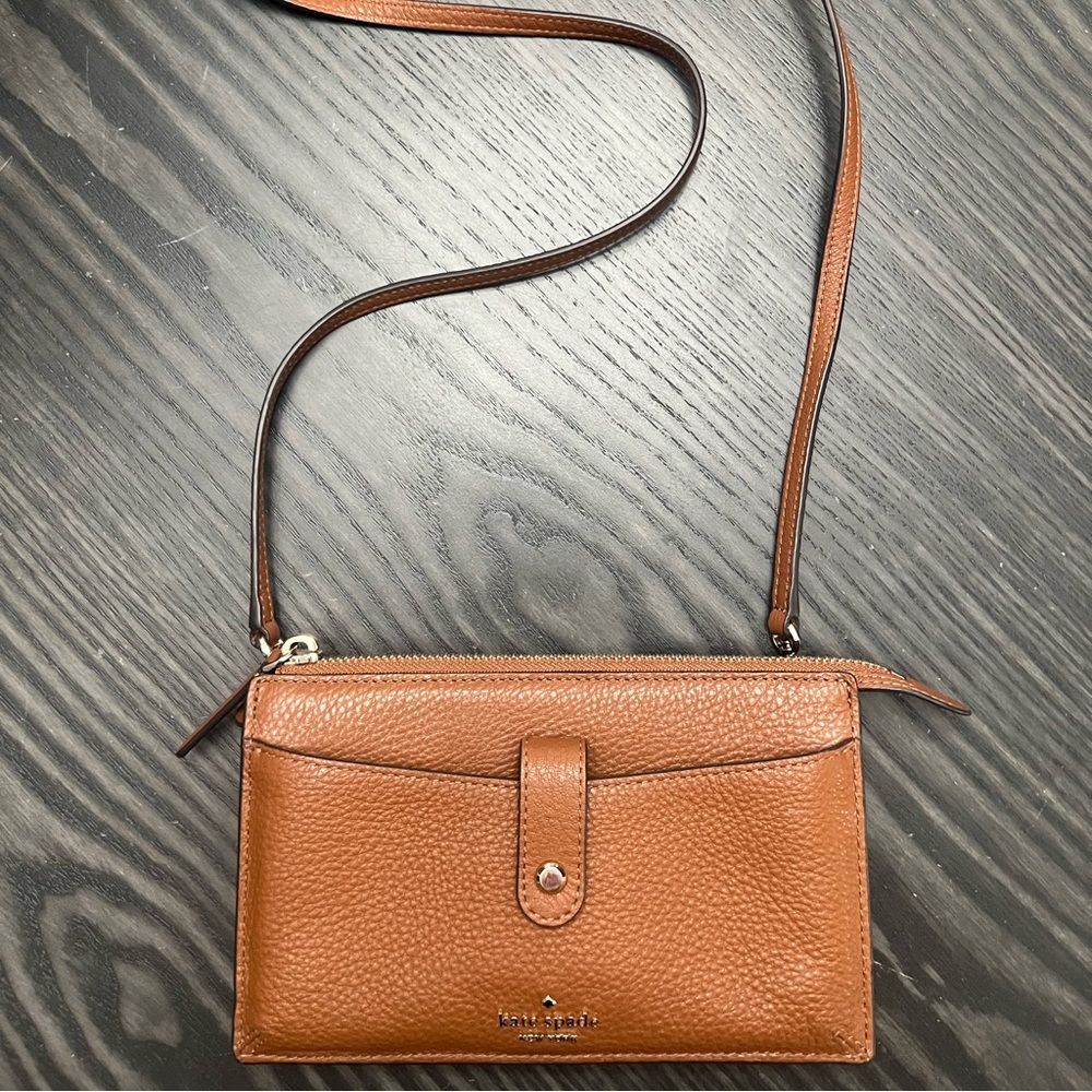 Kate Spade Leather Crossbody Wallet